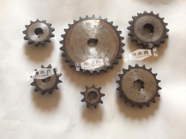 25电动工程自卸车链轮.JPG